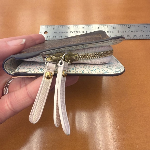 Rare Compact Louis Vuitton Pink Blue Floral Wallet 🌸 - Picture 8 of 13